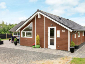 Three-Bedroom Holiday home in Hemmet 55